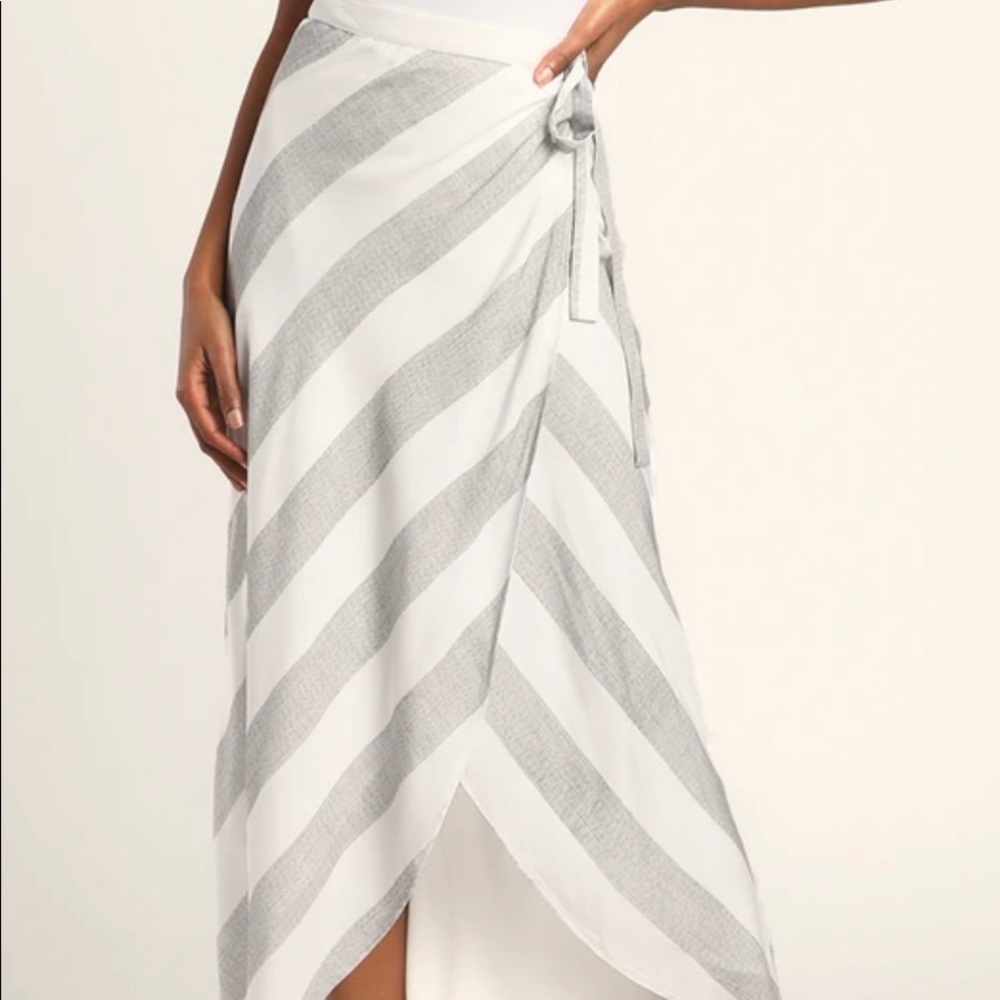 Golden Sunset Grey and White Skirt Lulus New